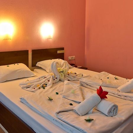 Family Hotel ガブロヴォ エクステリア 写真