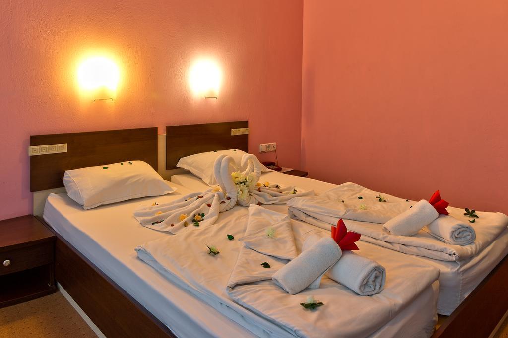 Family Hotel ガブロヴォ エクステリア 写真